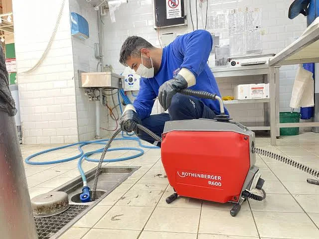 İş yeri gider hattı tıkanıklık açma